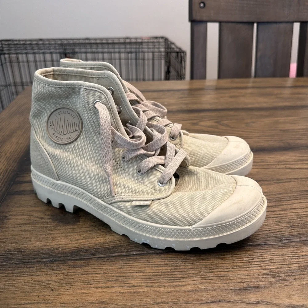 Men's Palladium US 9 Men's Shoes